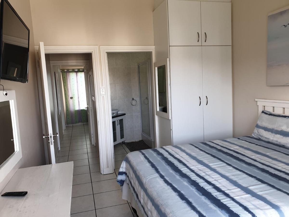 Topanga Holiday Home Uvongo Beach Zewnętrze zdjęcie